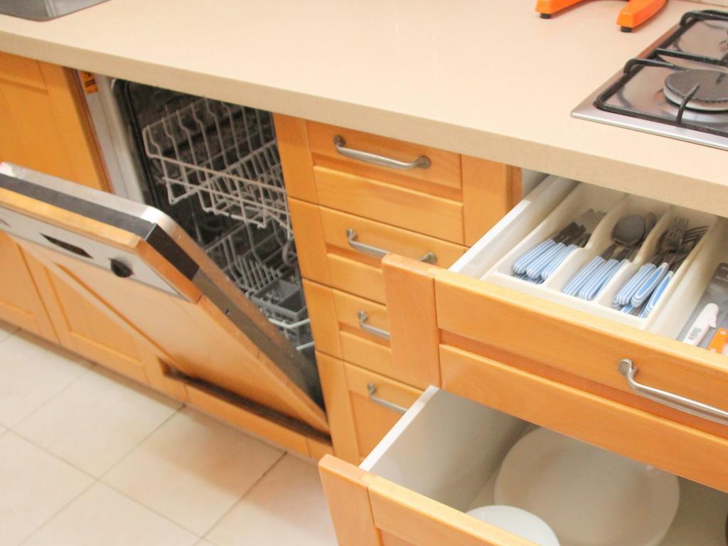 Kfar Saba View Apartment Room photo