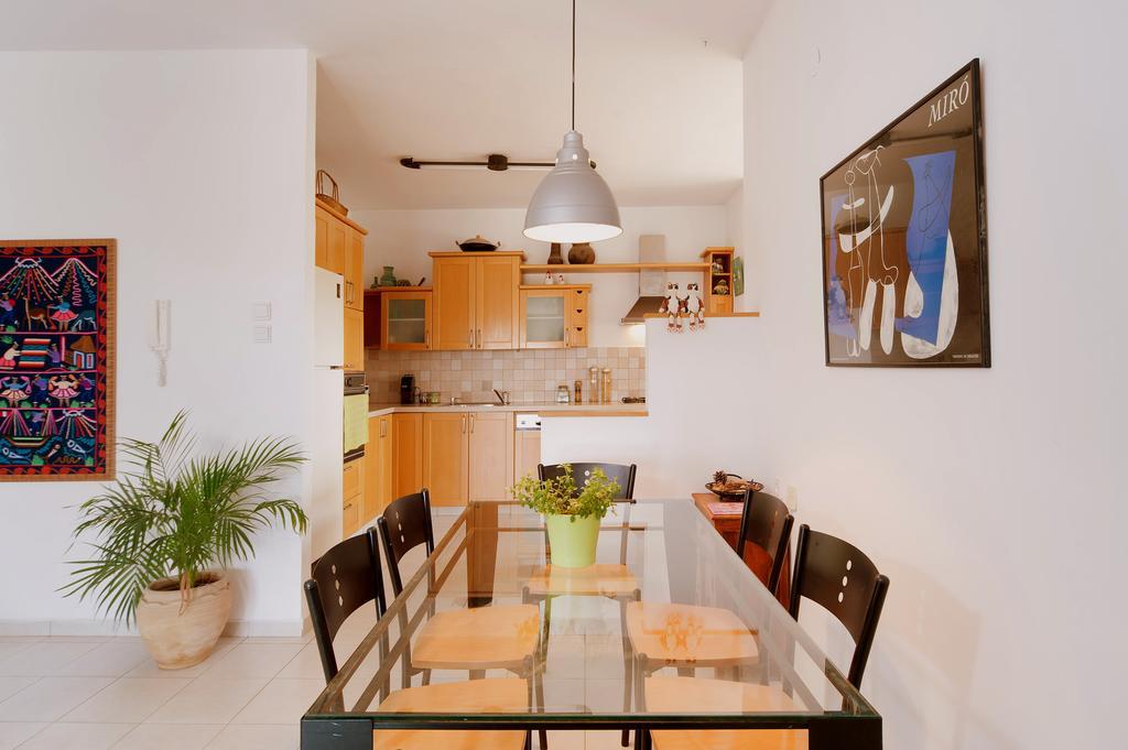 Kfar Saba View Apartment Room photo